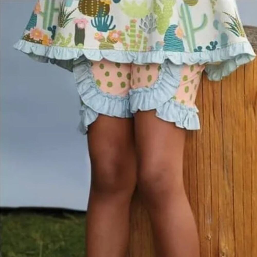 Matilda Jane size 4 Dream Chasers Dot It Out Shortie‎